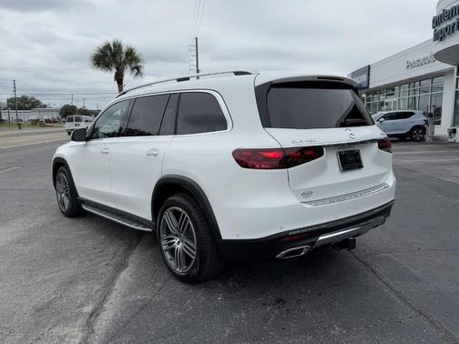 2025 Mercedes-Benz GLS 450 4MATIC