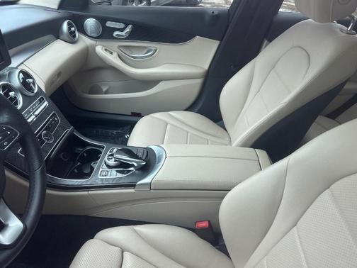 2016 Mercedes-Benz C-Class C 300