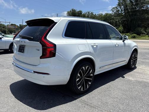 Crystal White Pearl 2026 Volvo XC90 Plug-In Hybrid T8 Plus 7-Seater