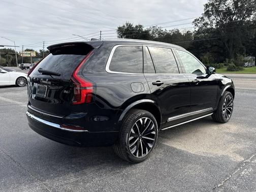 2026 Volvo XC90 B6 Ultra 7-Seater