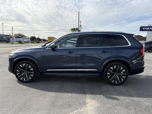2026 Volvo XC90 Plug-In Hybrid T8 Ultra 7-Seater