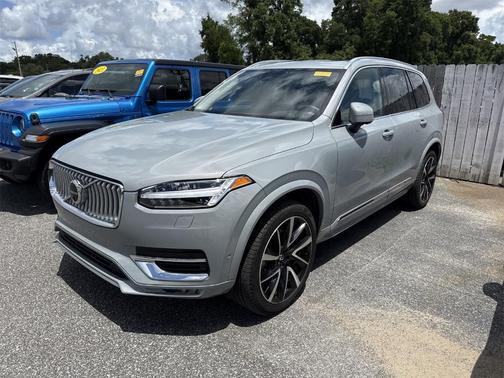 2024 Volvo XC90 B6 Plus Bright Theme 7-Seater