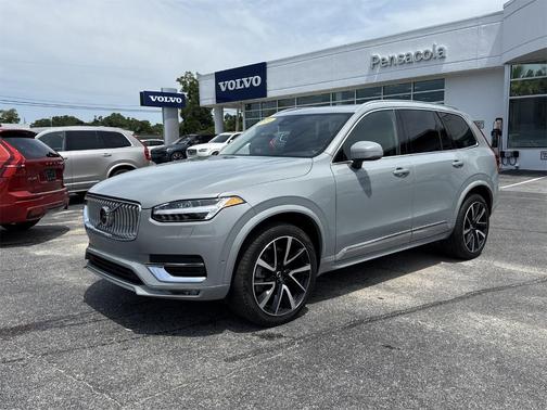 2024 Volvo XC90 B6 Plus Bright Theme 7-Seater