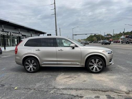 2024 Volvo XC90 Recharge Plug-In Hybrid T8 Plus 6-Seater