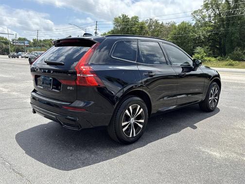 2024 Volvo XC60 B5 Core