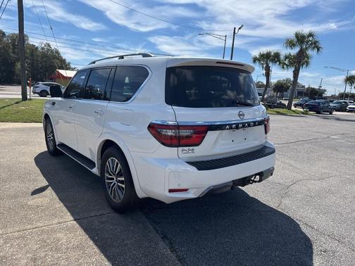 2023 Nissan Armada SL