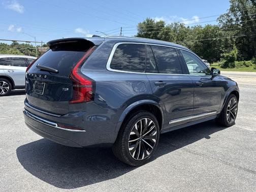 Denim Blue Metallic 2026 Volvo XC90 Plug-In Hybrid T8 Ultra 7-Seater