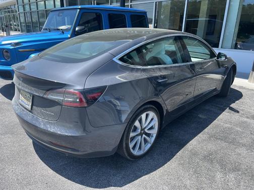 2019 Tesla Model 3 Long Range