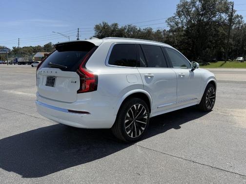 2025 Volvo XC90 B6 Ultra
