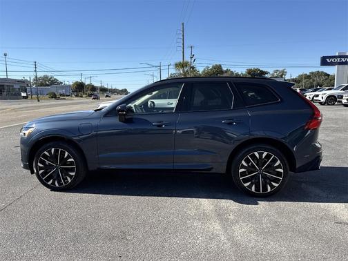 2026 Volvo XC60 Plug-In Hybrid T8 Ultra