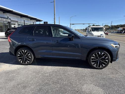 2026 Volvo XC60 Plug-In Hybrid T8 Ultra