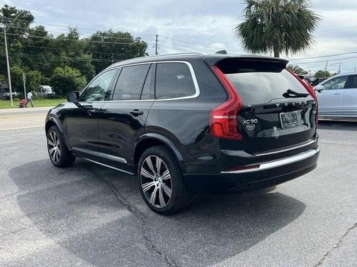 2025 Volvo XC90 Plug-In Hybrid T8 Plus 7-Seater