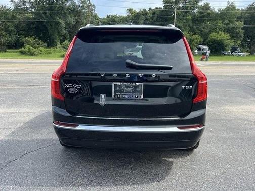 2025 Volvo XC90 Plug-In Hybrid T8 Plus 7-Seater