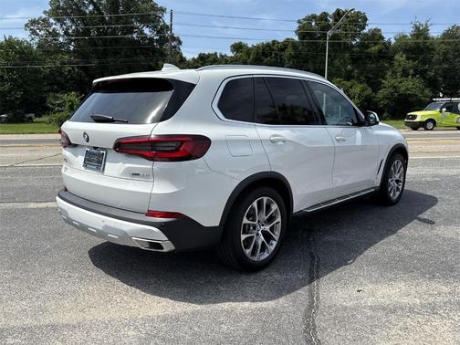 2023 BMW X5 sDrive40i
