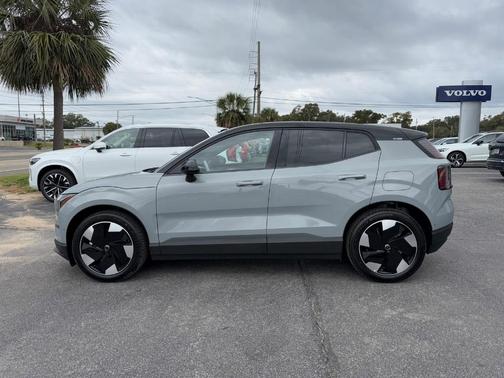 2025 Volvo EX30 Twin Motor Ultra