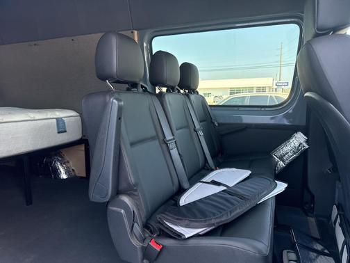 2023 Mercedes-Benz Sprinter 2500 High Roof
