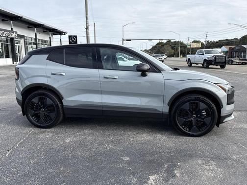 2026 Volvo EX30 TWIN MOTOR CROSS COUNTRY ULTRA