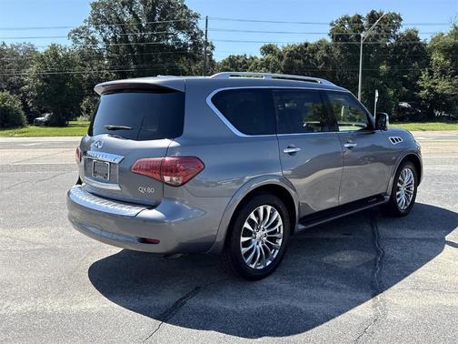 2017 INFINITI QX80 Base