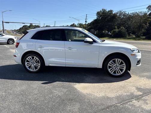 2018 Audi Q5 2.0T Prestige