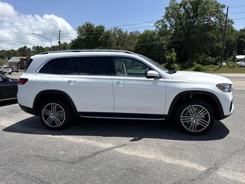 White 2026 Mercedes-Benz GLS 450 4MATIC