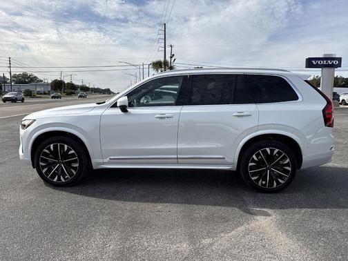 2026 Volvo XC90 B6 Ultra 7-Seater
