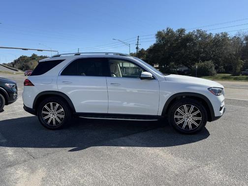 2025 Mercedes-Benz GLE 450 4MATIC