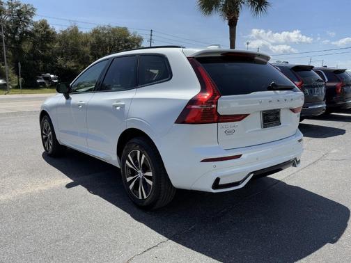 2025 Volvo XC60 B5 Core