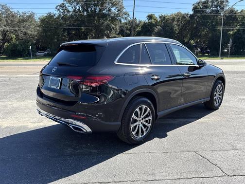 2026 Mercedes-Benz GLC 300 Base