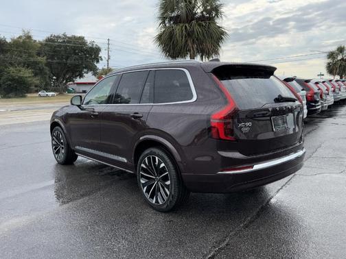 2025 Volvo XC90 Plug-In Hybrid T8 Ultra 6-Seater