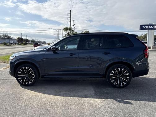 Denim Blue Metallic 2026 Volvo XC90 B6 Ultra Dark Theme 7-Seater