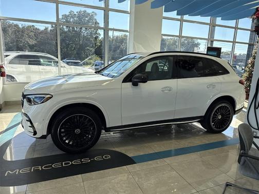 2026 Mercedes-Benz GLC 300 Base