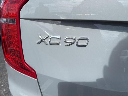 2025 Volvo XC90 B6 Plus 7-Seater