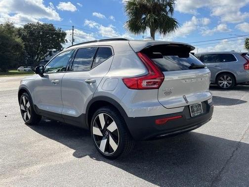 2024 Volvo XC40 Recharge Pure Electric Plus