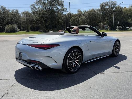 2022 Mercedes-Benz AMG SL 55 Base