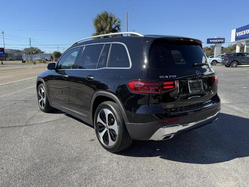 2024 Mercedes-Benz GLB 250 Base