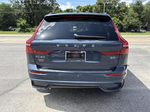 Denim Blue Metallic 2024 Volvo XC60 B5 Ultimate Dark Theme