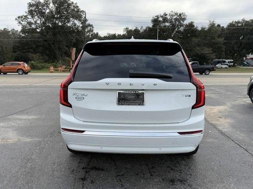 2025 Volvo XC90 Plug-In Hybrid T8 Ultra 7-Seater