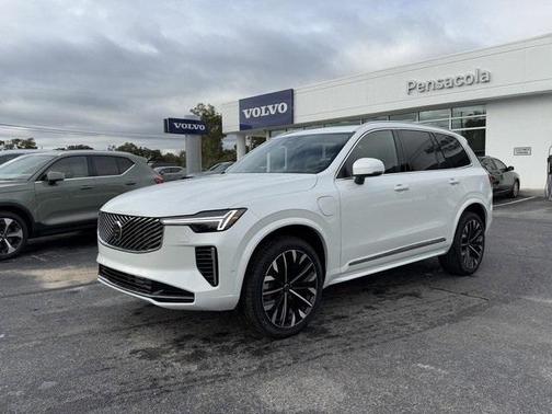 2025 Volvo XC90 Plug-In Hybrid T8 Ultra 7-Seater