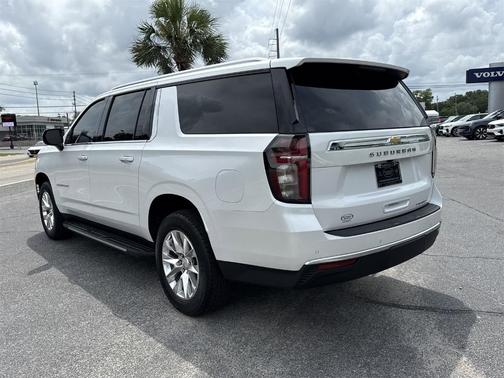 2024 Chevrolet Suburban Premier