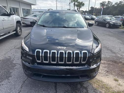 2018 Jeep Cherokee Latitude Plus
