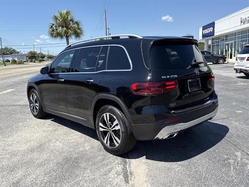 2026 Mercedes-Benz GLB 250 Base