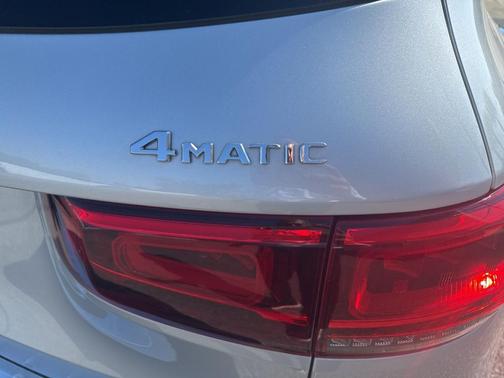 2022 Mercedes-Benz GLB 250 Base 4MATIC