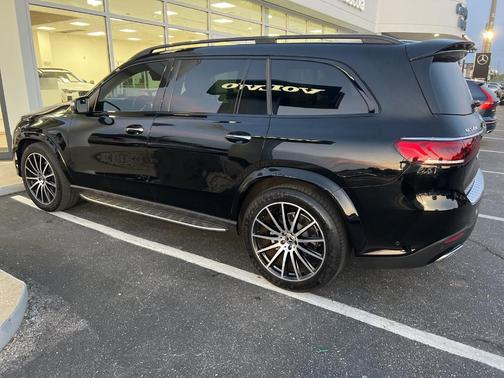 2023 Mercedes-Benz GLS 450 4MATIC