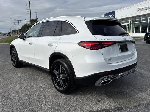 2026 Mercedes-Benz GLC 300 Base 4MATIC