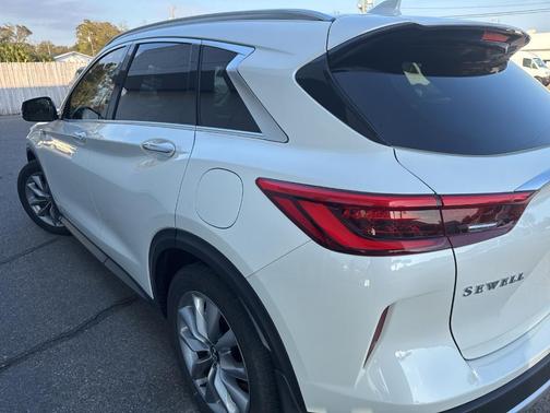 2021 INFINITI QX50 ESSENTIAL