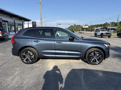 2026 Volvo XC60 B5 Core