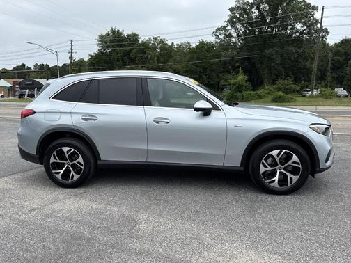 Silver 2025 Mercedes-Benz GLC 350e Base 4MATIC