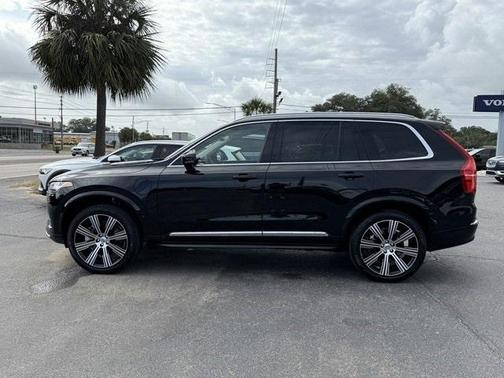 2025 Volvo XC90 Plug-In Hybrid T8 Plus 7-Seater