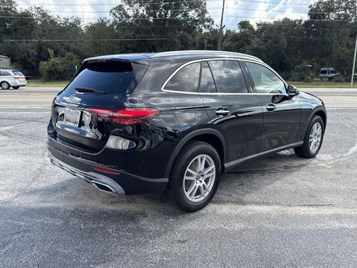 2026 Mercedes-Benz GLC 300 Base