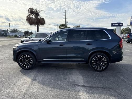 2026 Volvo XC90 Plug-In Hybrid T8 Ultra 7-Seater